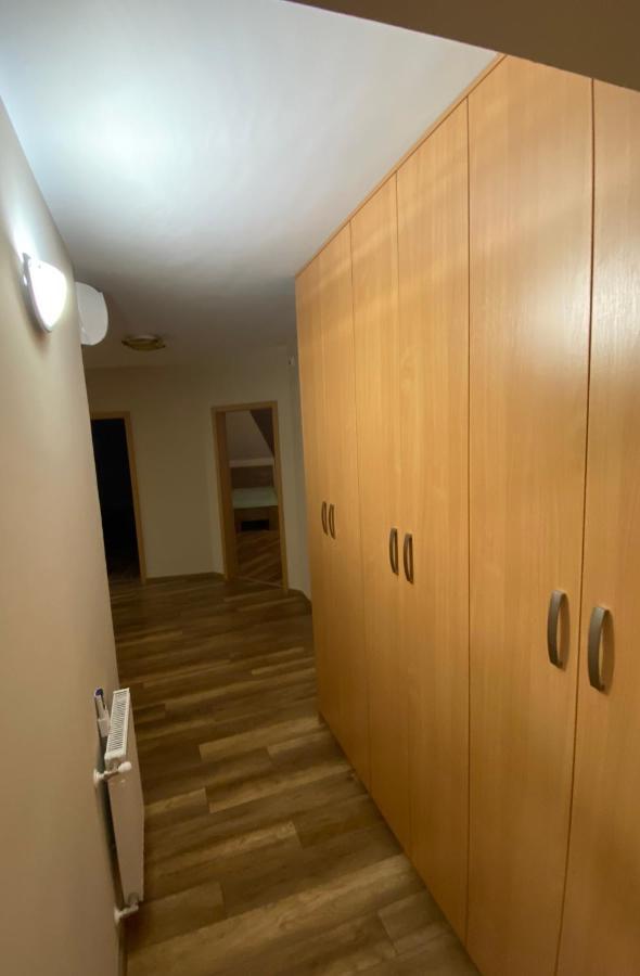 Barand Apartman Έγκερ Εξωτερικό φωτογραφία